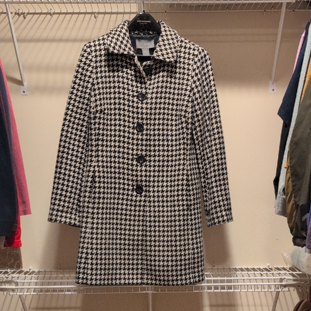 Ann Taylor Black and White Houndstooth Trench Coat